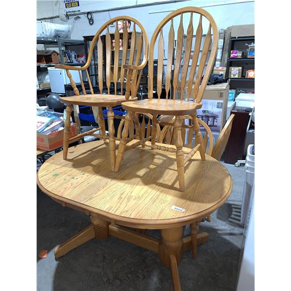 Solid Oak Dining Table with 4 chairs