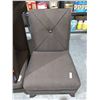 Image 2 : Schnadig Home Collections High Back Brown Lounge Chair