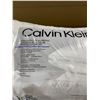 Image 2 : 2 Pack Calvin Klein Premium Queen Size Pillows