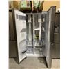 Image 3 : NEW - LG ThinQ LRSOS2706S Side by Side Refrigerator, 36" Width,  27.0 cu. ft. Ice & Water Dispenser 
