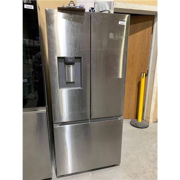 Samsung Model RF22A4221SR Refrigerator French Door / Freezer below- PLUGGED IN AND COLD
