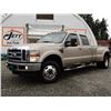 Image 2 : F6 --  2010 FORD F350 SUPER DUTY DUALLY CREW CAB 4X4 DIESEL, Brown, 325245 KM