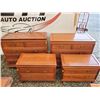 Image 2 : 2 Large Dresser - 2 Medium Dresser & 2 side tables