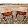 Image 1 : 2 end tables