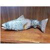 Image 2 : 2 rock carvings of a salmon & whale tail