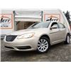 Image 2 : A1 --  2013 CHRYSLER 200 LX, Gold, 16252 KM