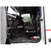 Image 94 : 0C --  2009 VOLVO SEMI , White, 1377428 KM