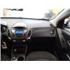 Image 68 : D2 --  2013 HYUNDAI TUCSON GL, Silver, 263890 KM