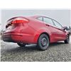 Image 26 : B3 --  2014 FORD FIESTA SE, Red, 147663 KM