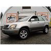 Image 1 : D4 --  2000 LEXUS RX300 AWD, Silver, 309383 KM