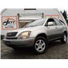 Image 2 : D4 --  2000 LEXUS RX300 AWD, Silver, 309383 KM