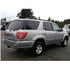 Image 17 : H4 --  2001 TOYOTA SEQUOIA SR5 4X4, Grey, 269403 KM