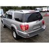 Image 24 : H4 --  2001 TOYOTA SEQUOIA SR5 4X4, Grey, 269403 KM
