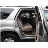 Image 65 : H4 --  2001 TOYOTA SEQUOIA SR5 4X4, Grey, 269403 KM