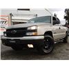 Image 3 : G3 --  2006 CHEVROLET SILVERADO 1500 EXT CAB 4X4, Grey, 309225 KM