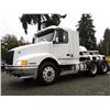 Image 1 : 0B --  2001 VOLVO SEMI, White, 153454 KM - TMU