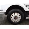Image 52 : 0B --  2001 VOLVO SEMI, White, 153454 KM - TMU
