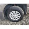 Image 52 : A7 --  1999 PLYMOUTH VOYAGER , Grey, 267406 KM  "NO RESERVE"
