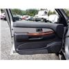 Image 68 : F2 --  1999 NISSAN PATHFINDER LE 4X4 , Grey, 361115 KM