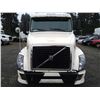 Image 8 : 0D --  2011 VOLVO VN VNL SEMI, White, 1036299 KM