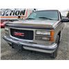 Image 8 : A5 --  1999 GMC YUKON 4X4, Brown, 322076 KM