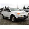 Image 8 : A12A --  2004 SATURN VUE, White, 206158 KM