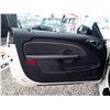 Image 68 : A6 --  2005 CHRYSLER PT CRUISER TOURING CONVERTIBLE, White, 121291 KM