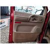 Image 75 : A8 --  2000 GMC SAFARI XT , Red, 256600 KM
