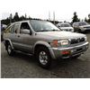 Image 8 : F2 --  1999 NISSAN PATHFINDER LE 4X4 , Grey, 361115 KM