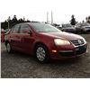 Image 8 : J3 --  2006 VOLKSWAGEN JETTA, Red, 159143 KM