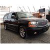 Image 8 : F3 --  2006 GMC YUKON XL DENALI AWD, Black, 292077 KM