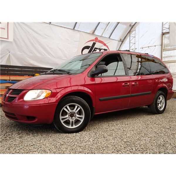 A12 --  2007 DODGE GRAND CARAVAN SE, Red, 220434 KM