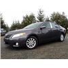 Image 1 : H1 --  2010 TOYOTA CAMRY XLE, Grey, 285718 KM