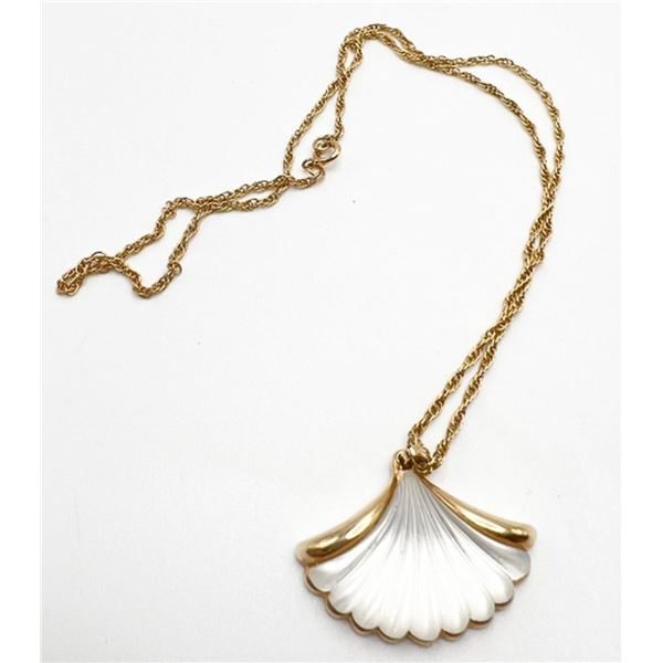 AVON SHELL NECKLACE
