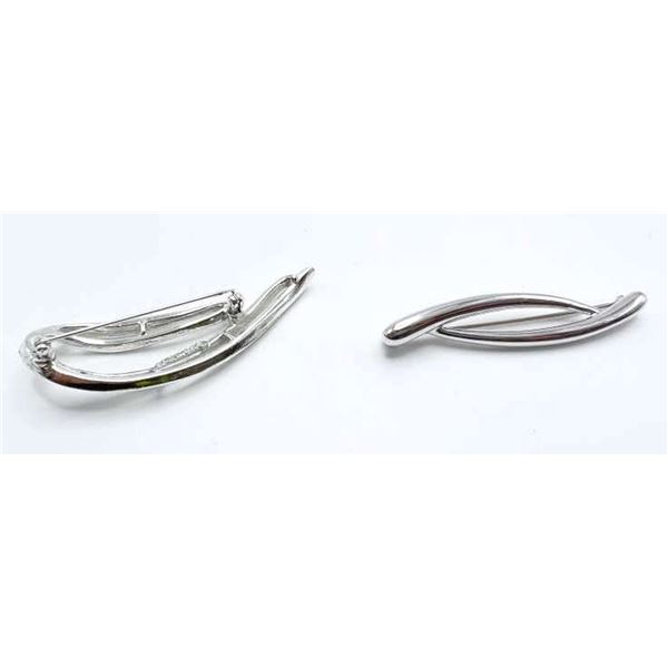 2 BROOCHES (1- MONET, 1 SARAH COVENTRY)