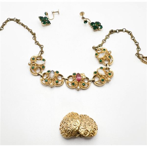 NECKLACE & 2 PAIRS OF EARRINGS (1-CORO)