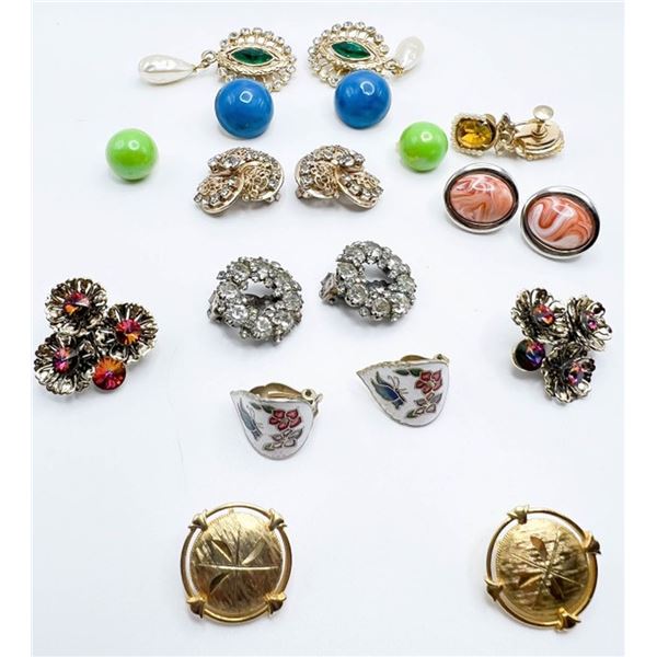EARRINGS COLLECTION