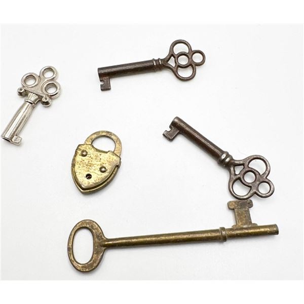 SKELETON KEYS LOT