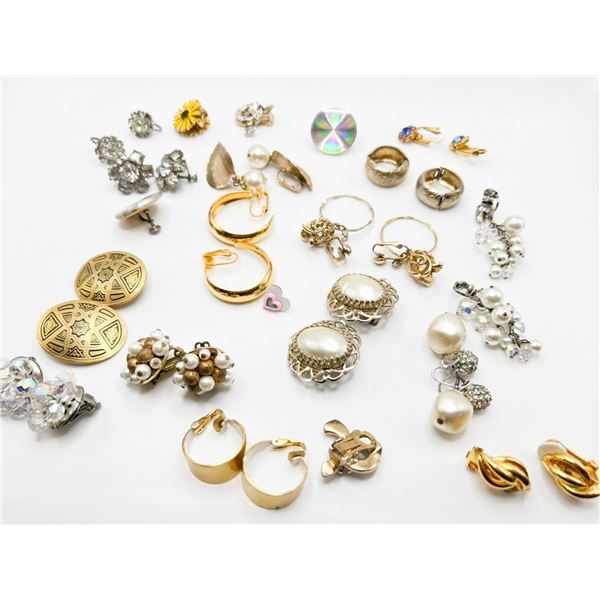 HUGE EARRINGS LOT