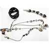 Image 2 : 1 NECKLACE & 2 BRACELETS