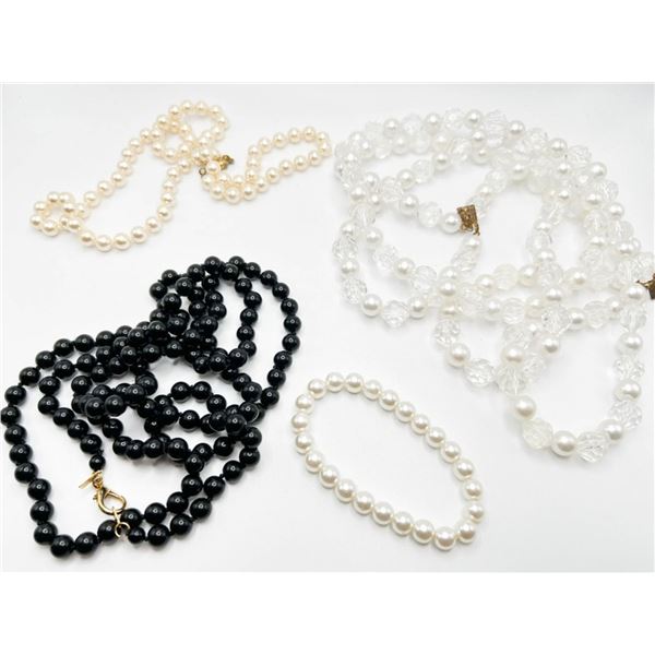 4 NECKLACES & 1 BRACELET