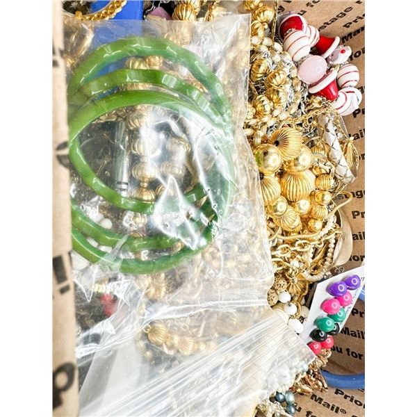 TREASURE BOX  !!! FAST SHIPPING !