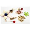 Image 1 : FLORAL BROOCH LOT ASSORTED