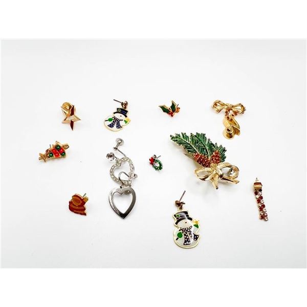 SMALL CHRISTMAS COLLCTION PIN & EARRINGS