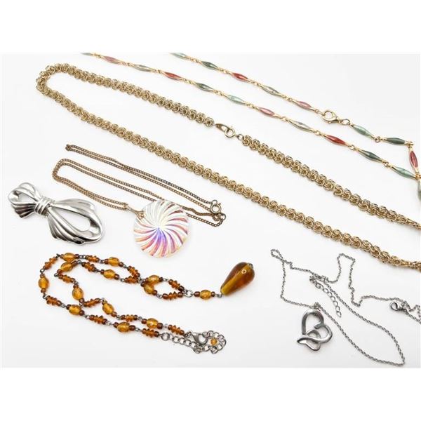 VTG NECKLACE LOT