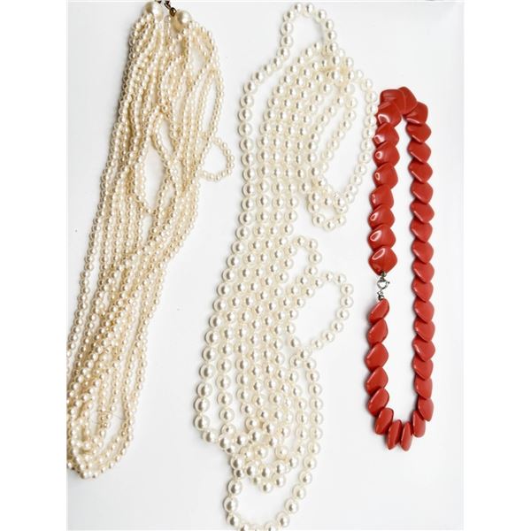 3 VINTAGE PEARL LIKE NECKLACES