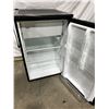 Image 2 : Frigidaire Mini Fridge