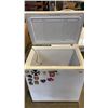 Image 2 : KENMORE CHEST FREEZER - 32 INCHES WIDE, 34 INCHES TALL