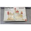 Image 2 : EPOCH PLAY CASTLE AND UNITED 747 BOEING JUMBO JET MODEL