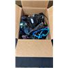 Image 1 : BOX OF SUNGLASSES